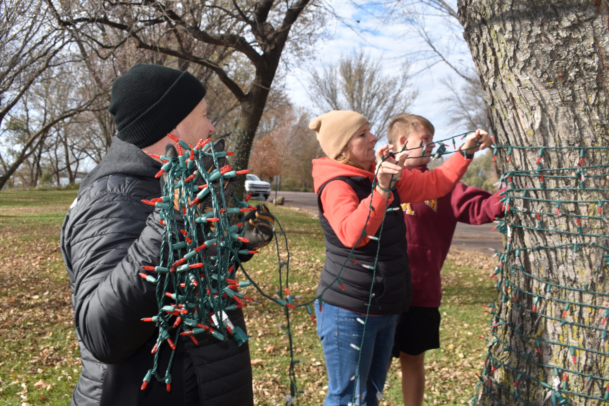 it-helps-us-get-in-the-christmas-spirit-news-sports-jobs-the